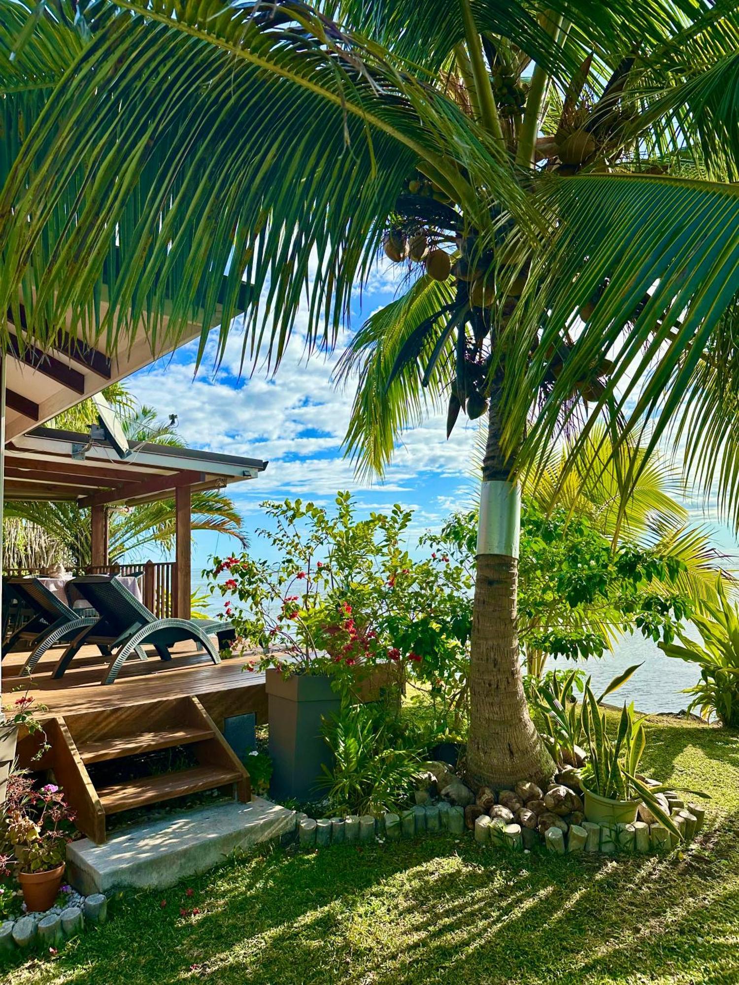 O'Coco Bungalow- Breathtaking Waterfront Views, Endless Memories Paea Exterior photo