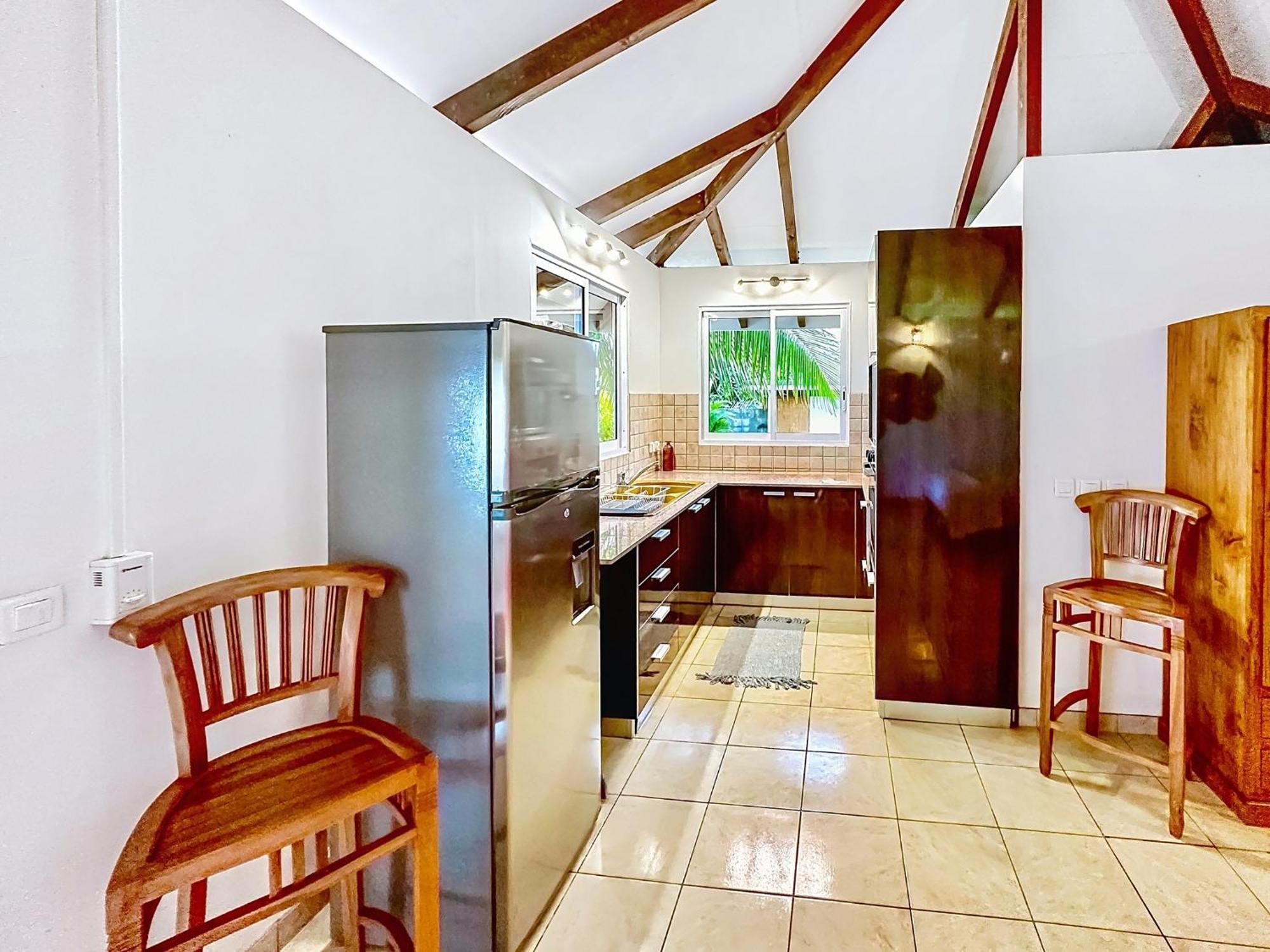 O'Coco Bungalow- Breathtaking Waterfront Views, Endless Memories Paea Exterior photo