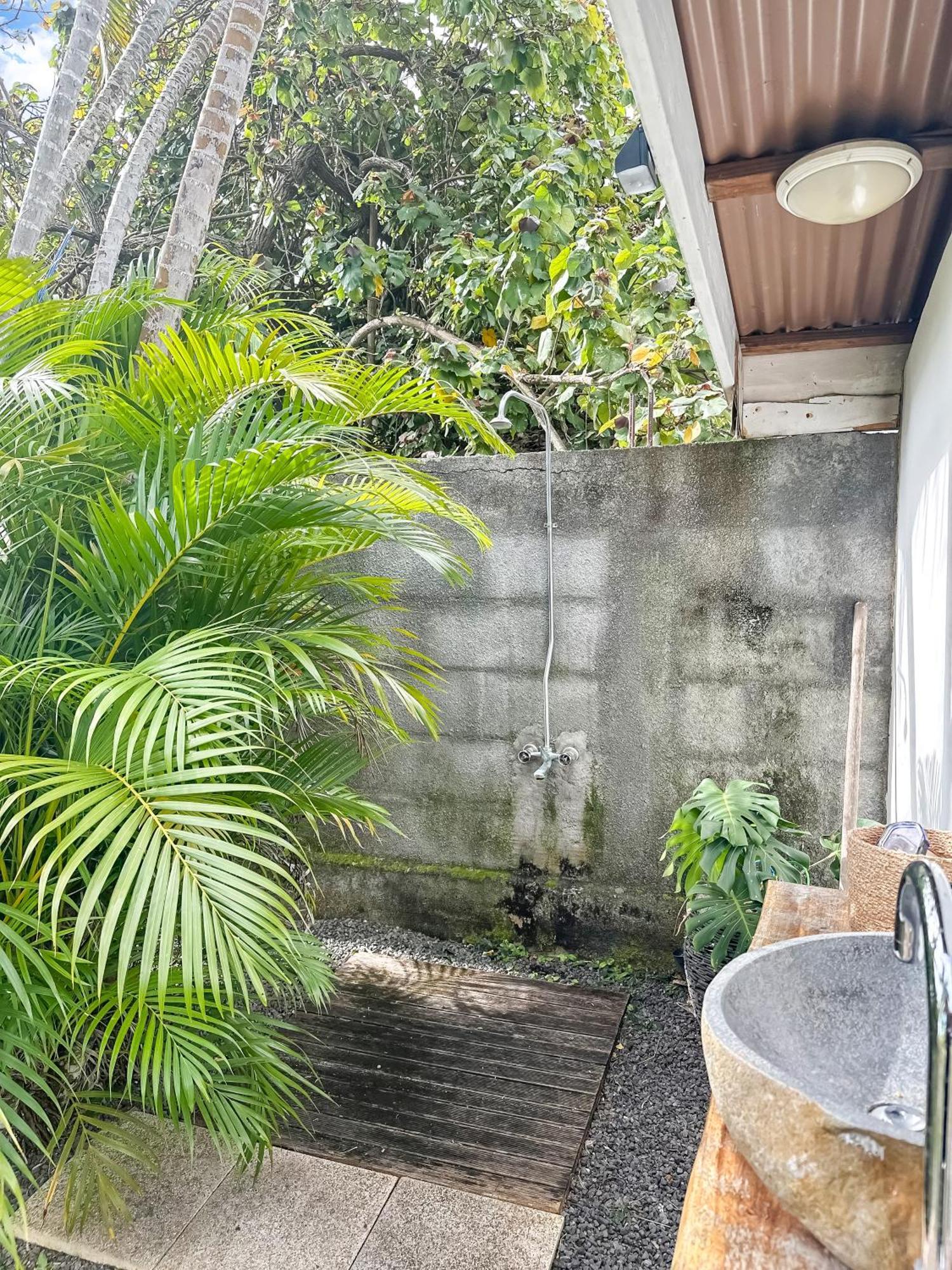 O'Coco Bungalow- Breathtaking Waterfront Views, Endless Memories Paea Exterior photo